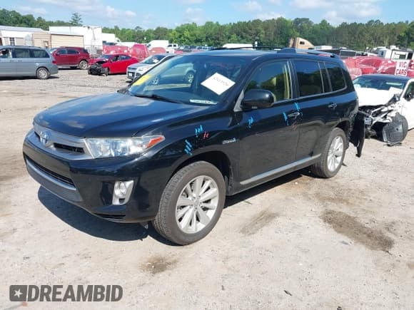 ✅ 2012 Toyota Highlander Limited • VIN: JTEDC3EHXC2009446 • Лот: 42413520. Опубликован ранее на IAAI с пробегом 100 293 миль. Бесплатный доступ к архиву аукционных продаж из США и подробный отчёт об истории автомобиля на DreamBid. Изображение 18.