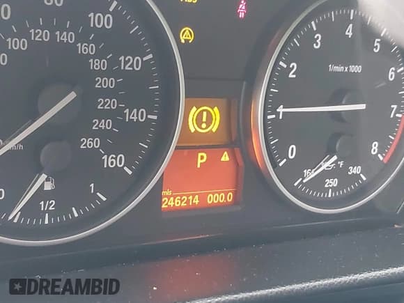 ✅ 2008 BMW 3 Series 335i • VIN: WBAVB77588NH79978 • Лот: 42904915. Опубликован ранее на IAAI с пробегом 246 214 миль. Бесплатный доступ к архиву аукционных продаж из США и подробный отчёт об истории автомобиля на DreamBid. Изображение 7.