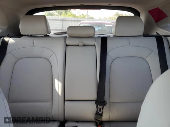 ✅ 2023 Hyundai Kona Limited • VIN: KM8K5CA33PU984926 • Лот: 53101044. Опубликован ранее на Copart с пробегом 2 449 миль. Бесплатный доступ к архиву аукционных продаж из США и подробный отчёт об истории автомобиля на DreamBid. Изображение 10.