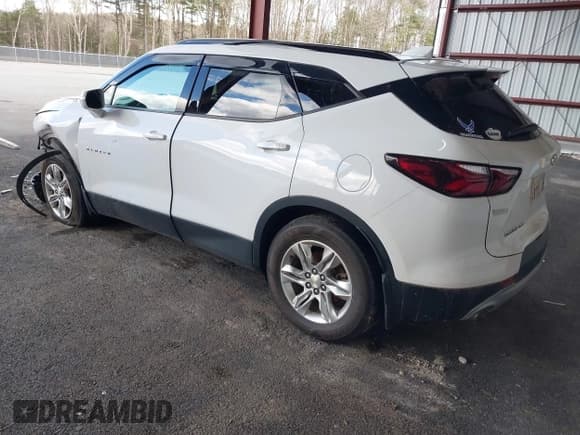 ✅ 2020 Chevrolet Blazer LT • VIN: 3GNKBJRS6LS560770 • Lot: 42036012. Wystawiony na IAAI z przebiegiem 56 505 mil. Bezpłatny archiwum sprzedaży aukcyjnych z USA i szczegółowy raport historii pojazdu na DreamBid. Zdjęcie 3.