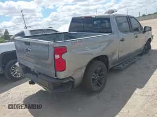 ✅ 2024 Chevrolet Silverado 1500 LT Trail Boss • VIN: 3GCUDFED3RG333550 • Lot: 43269407. Wystawiony na IAAI z przebiegiem Nie podano. Bezpłatny archiwum sprzedaży aukcyjnych z USA i szczegółowy raport historii pojazdu na DreamBid. Zdjęcie 4.