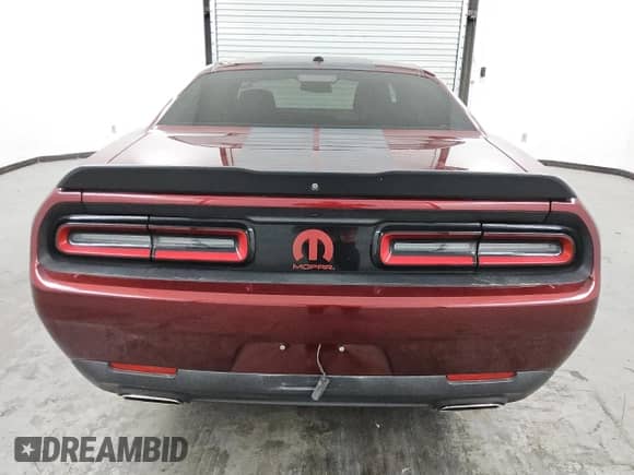 2021 Dodge Challenger SXT z VIN 2C3CDZAG8MH533348, wystawiony jako Copart lot #85729935 z przebiegiem 50 922 mil mil oraz Czysty tytuł • Clean title. Historia ofert i sprzedaży dostępna na DreamBid. Obrazek 6.