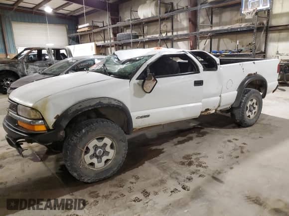 2001 Chevrolet S-10 LS ZR2 с VIN 1GCCT19W718148151, выставлен на аукционе Copart как лот 51382165 с пробегом Не указан миль и На запчасти • Non repairable. История ставок и продаж доступна на DreamBid. Изображение 1.