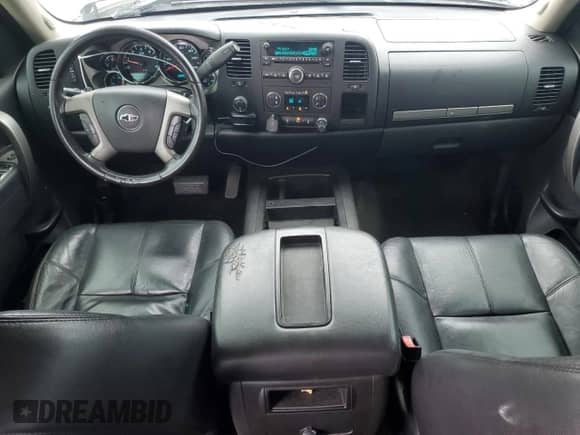 2013 Chevrolet Silverado 1500 LT z VIN 3GCPKSE79DG341506, wystawiony jako Copart lot #82595705 z przebiegiem 172 983 mil mil oraz Szkoda całkowita • Salvage title. Historia ofert i sprzedaży dostępna na DreamBid. Obrazek 8.