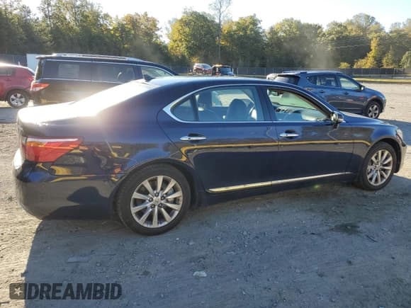 ✅ 2010 Lexus LS 460 L • VIN: JTHDL5EF2A5001883 • Lot: 86701585. Listed on Copart with 94,952 mi. Free auction sales archive from the USA and detailed vehicle history report at DreamBid. Image 3.