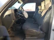 ✅ 1999 Chevrolet Silverado 1500 • VIN: 1GCEK14T5XE221407 • Лот: 76757964. Опубликован ранее на Copart с пробегом 180 879 миль. Бесплатный доступ к архиву аукционных продаж из США и подробный отчёт об истории автомобиля на DreamBid. Изображение 7.