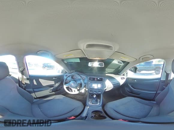 ✅ 2013 Volkswagen Jetta • VIN: 3VW2K7AJXDM254754 • Lot: 84028935. Wystawiony na Copart z przebiegiem 123 627 mil. Bezpłatny archiwum sprzedaży aukcyjnych z USA i szczegółowy raport historii pojazdu na DreamBid. Zdjęcie 14.