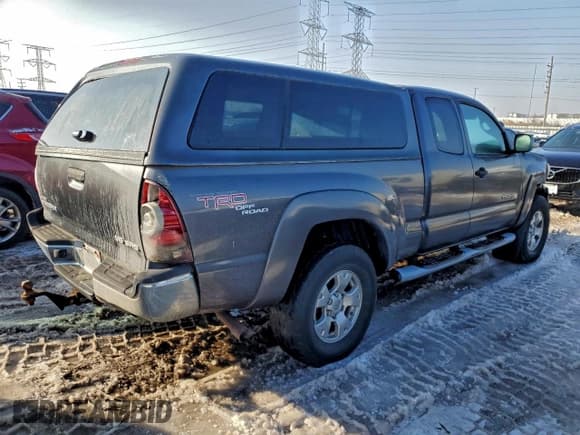 ✅ 2009 Toyota Tacoma • VIN: 5TEUU42N09Z612363 • Lot: 96686725. Listed on Copart with 327,309 mi. Free auction sales archive from the USA and detailed vehicle history report at DreamBid. Image 3.