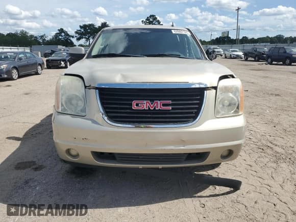 ✅ 2011 GMC Yukon SLE • VIN: 1GKS1AE07BR164126 • Lot: 62682105. Wystawiony na Copart z przebiegiem 247 865 mil. Bezpłatny archiwum sprzedaży aukcyjnych z USA i szczegółowy raport historii pojazdu na DreamBid. Zdjęcie 5.