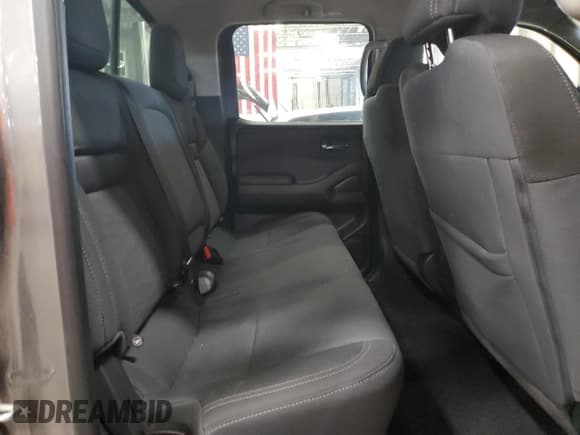 ✅ 2024 Nissan Frontier SV • VIN: 1N6ED1EK2RN602048 • Lot: 86291575. Wystawiony na Copart z przebiegiem 27 235 mil. Bezpłatny archiwum sprzedaży aukcyjnych z USA i szczegółowy raport historii pojazdu na DreamBid. Zdjęcie 10.