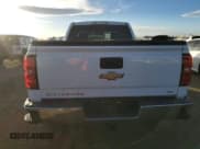 ✅ 2019 Chevrolet Silverado 1500 LT • VIN: 2GCVKPEC4K1153922 • Lot: 86271205. Wystawiony na Copart z przebiegiem 128 609 mil. Bezpłatny archiwum sprzedaży aukcyjnych z USA i szczegółowy raport historii pojazdu na DreamBid. Zdjęcie 6.