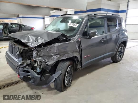 ✅ 2017 Jeep Renegade Trailhawk • VIN: ZACCJBCB9HPG20693 • Lot: 86574834. Listed on Copart with 81,235 mi. Free auction sales archive from the USA and detailed vehicle history report at DreamBid. Image 1.