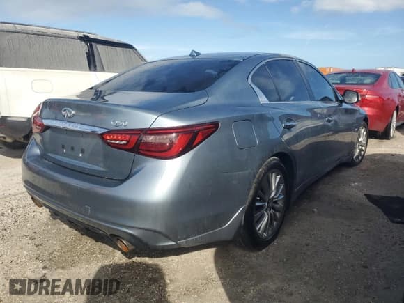 ✅ 2020 Infiniti Q50 Pure • VIN: JN1EV7AP1LM208528 • Лот: 84318584. Опубликован ранее на Copart с пробегом Не указан. Бесплатный доступ к архиву аукционных продаж из США и подробный отчёт об истории автомобиля на DreamBid. Изображение 3.