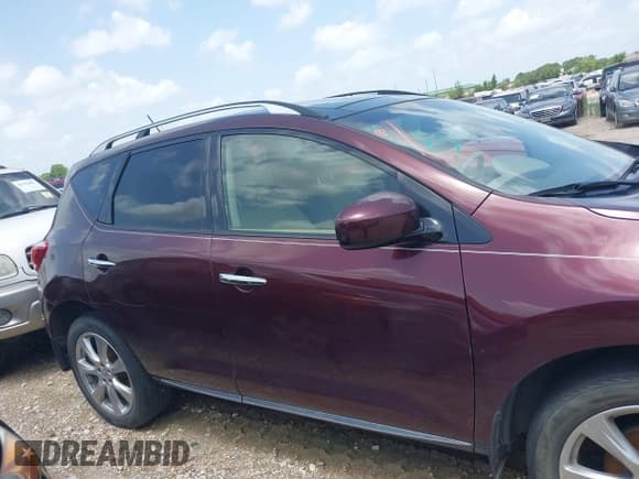 ✅ 2014 Nissan Murano S • VIN: JN8AZ1MW9EW507745 • Lot: 42599809. Wystawiony na IAAI z przebiegiem 118 356 mil. Bezpłatny archiwum sprzedaży aukcyjnych z USA i szczegółowy raport historii pojazdu na DreamBid. Zdjęcie 13.