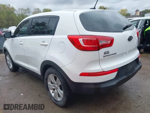 ✅ 2012 Kia Sportage LX • VIN: KNDPB3A29C7284458 • Lot: 43549931. Listed on IAAI with 88,133 mi. Free auction sales archive from the USA and detailed vehicle history report at DreamBid. Image 3.