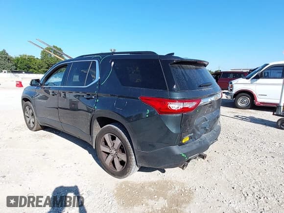 ✅ 2020 Chevrolet Traverse LT • VIN: 1GNERHKW4LJ127027 • Lot: 43148957. Wystawiony na IAAI z przebiegiem 141 932 mil. Bezpłatny archiwum sprzedaży aukcyjnych z USA i szczegółowy raport historii pojazdu na DreamBid. Zdjęcie 3.