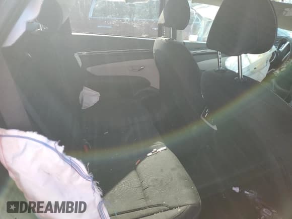 ✅ 2024 Hyundai Tucson SEL • VIN: 5NMJBCDE0RH400319 • Lot: 66233444. Wystawiony na Copart z przebiegiem Nie podano. Bezpłatny archiwum sprzedaży aukcyjnych z USA i szczegółowy raport historii pojazdu na DreamBid. Zdjęcie 11.