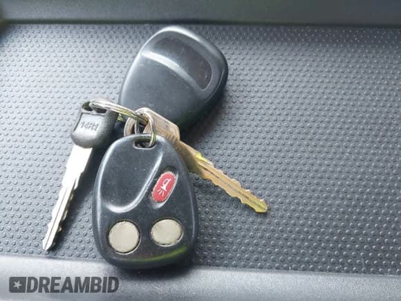 ✅ 2004 Chevrolet Avalanche Z66 • VIN: 3GNEC12T24G165907 • Lot: 42887959. Listed on IAAI with 216,065 mi. Free auction sales archive from the USA and detailed vehicle history report at DreamBid. Image 11.