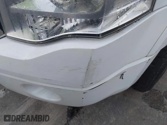 ✅ 2012 Ford Expedition XLT • VIN: 1FMJU1J56CEF06136 • Lot: 43875053. Listed on IAAI with 183,944 mi. Free auction sales archive from the USA and detailed vehicle history report at DreamBid. Image 6.