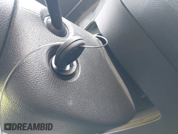 ✅ 2012 Volkswagen Jetta SE • VIN: 3VWDP7AJ5CM086546 • Лот: 43296423. Опубликован ранее на IAAI с пробегом 137 789 миль. Бесплатный доступ к архиву аукционных продаж из США и подробный отчёт об истории автомобиля на DreamBid. Изображение 11.