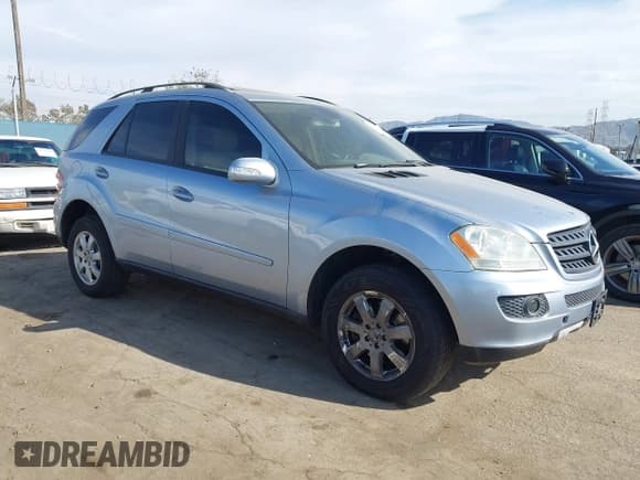 ✅ 2006 Mercedes-Benz M 350 • VIN: 4JGBB86E46A087128 • Лот: 43679558. Опубликован ранее на IAAI с пробегом 99 163 миль. Бесплатный доступ к архиву аукционных продаж из США и подробный отчёт об истории автомобиля на DreamBid. Изображение 1.