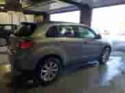 2015 Mitsubishi Outlander ES с VIN 4A4AP3AU8FE060406, выставлен на аукционе Copart как лот 87388425 с пробегом 101 455 миль миль и Списание • Salvage title. История ставок и продаж доступна на DreamBid. Изображение 3.