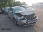 ✅ 2009 Volkswagen Passat Komfort • VIN: WVWJK73C19P053694 • Лот: 42591205. Опубликован ранее на IAAI с пробегом 104 227 миль. Бесплатный доступ к архиву аукционных продаж из США и подробный отчёт об истории автомобиля на DreamBid. Изображение 1.