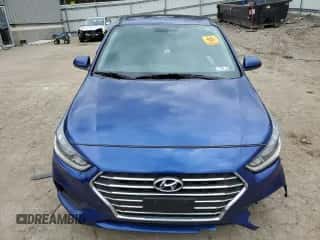 2021 Hyundai Accent SE z VIN 3KPC24A65ME130354, wystawiony jako Copart lot #52174354 z przebiegiem 58 174 mil mil oraz . Historia ofert i sprzedaży dostępna na DreamBid. Obrazek 5.