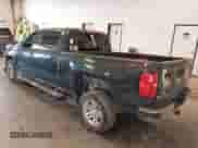 2018 Chevrolet Silverado 1500 LT z VIN 3GCUKREC0JG519095, wystawiony jako IAAI lot #43271594 z przebiegiem 108 548 mil mil oraz . Historia ofert i sprzedaży dostępna na DreamBid. Obrazek 3.