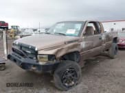 ✅ 2001 Dodge 2500 • VIN: 3B7KF23641G176193 • Lot: 43188312. Listed on IAAI with Not provided. Free auction sales archive from the USA and detailed vehicle history report at DreamBid. Image 2.