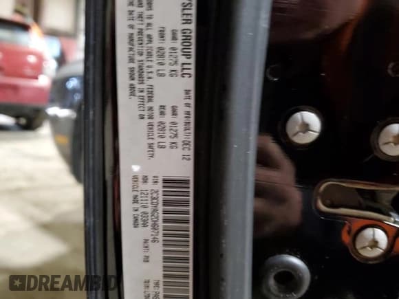 ✅ 2013 Dodge Challenger SXT • VIN: 2C3CDYAG2DH607146 • Lot: 88628085. Wystawiony na Copart z przebiegiem 84 163 mil. Bezpłatny archiwum sprzedaży aukcyjnych z USA i szczegółowy raport historii pojazdu na DreamBid. Zdjęcie 12.