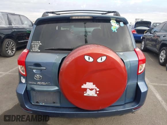 ✅ 2008 Toyota RAV4 • VIN: JTMZD33V786055929 • Lot: 43704721. Listed on IAAI with 210,943 mi. Free auction sales archive from the USA and detailed vehicle history report at DreamBid. Image 16.