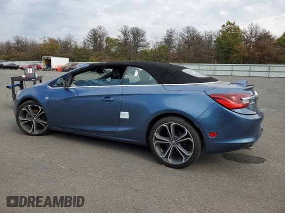 ✅ 2016 Buick Cascada Premium • VIN: W04WT3N51GG139542 • Лот: 76136664. Опубликован ранее на Copart с пробегом Не указан. Бесплатный доступ к архиву аукционных продаж из США и подробный отчёт об истории автомобиля на DreamBid. Изображение 2.