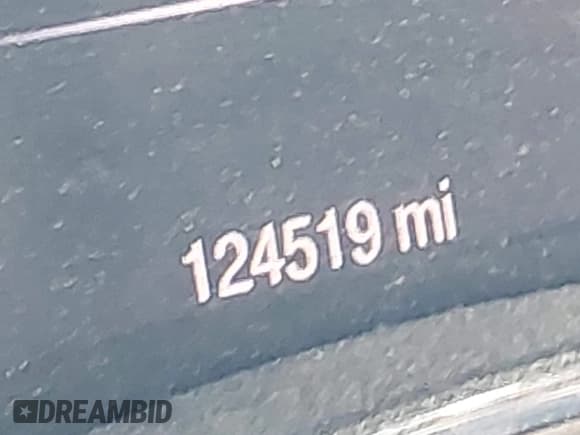 ✅ 2015 Jeep Grand Cherokee Limited • VIN: 1C4RJEBG5FC872385 • Lot: 43373943. Listed on IAAI with 124,519 mi. Free auction sales archive from the USA and detailed vehicle history report at DreamBid. Image 15.