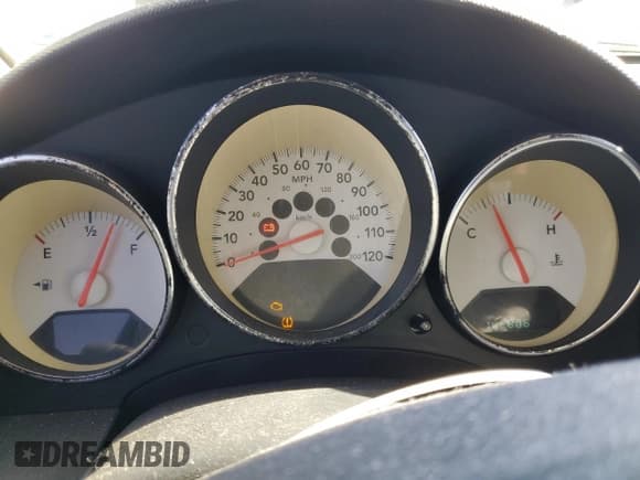 ✅ 2009 Dodge Caliber SE • VIN: 1B3HB28C09D169109 • Лот: 81733844. Опубликован ранее на Copart с пробегом 142 806 миль. Бесплатный доступ к архиву аукционных продаж из США и подробный отчёт об истории автомобиля на DreamBid. Изображение 9.