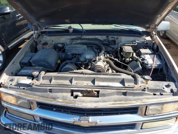 1998 Chevrolet Silverado 3500 с VIN 1GCHC33J9WF022102, выставлен на аукционе IAAI как лот 43267780 с пробегом 243 172 миль миль и . История ставок и продаж доступна на DreamBid. Изображение 10.