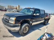 ✅ 2004 Chevrolet Silverado 2500HD LS • VIN: 1GCHK232X4F238186 • Лот: 70664425. Опубликован ранее на Copart с пробегом Не указан. Бесплатный доступ к архиву аукционных продаж из США и подробный отчёт об истории автомобиля на DreamBid. Изображение 1.