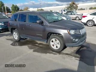 ✅ 2017 Jeep Compass Latitude • VIN: 1C4NJCEB0HD162942 • Lot: 43721020. Wystawiony na IAAI z przebiegiem 167 854 mil. Bezpłatny archiwum sprzedaży aukcyjnych z USA i szczegółowy raport historii pojazdu na DreamBid. Zdjęcie 1.