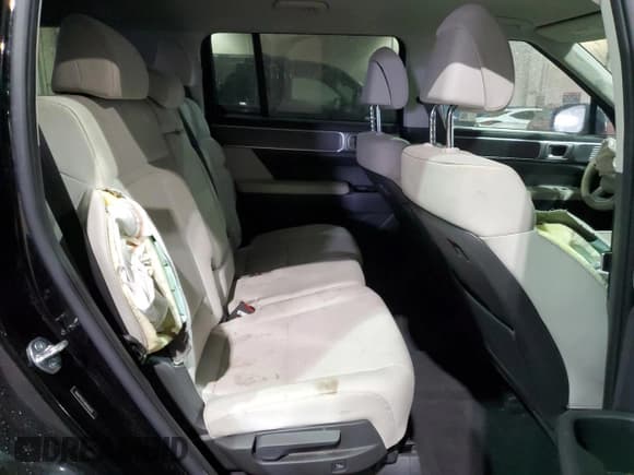 ✅ 2024 Hyundai Santa Fe SE • VIN: 5NMP1DGL1RH046470 • Lot: 50914425. Listed on Copart with 13,974 mi. Free auction sales archive from the USA and detailed vehicle history report at DreamBid. Image 11.