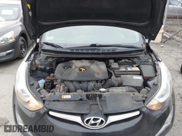 ✅ 2014 Hyundai Elantra SE • VIN: KMHDH4AE1EU082747 • Lot: 43618132. Listed on IAAI with 159,607 mi. Free auction sales archive from the USA and detailed vehicle history report at DreamBid. Image 10.