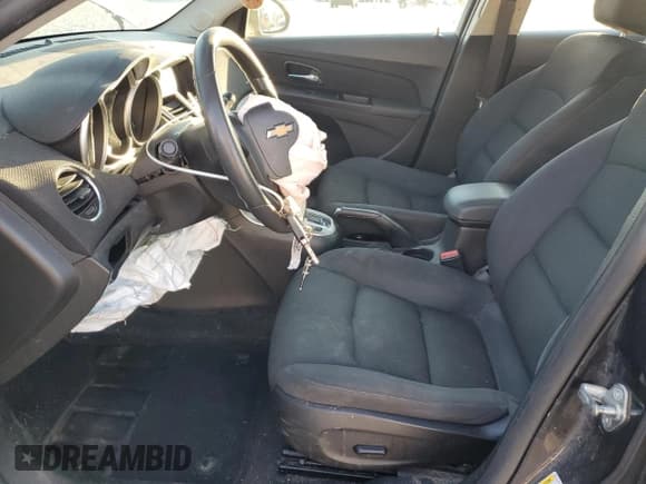 ✅ 2015 Chevrolet Cruze LT • VIN: 1G1PC5SB3F7282743 • Lot: 90753585. Listed on Copart with 144,288 mi. Free auction sales archive from the USA and detailed vehicle history report at DreamBid. Image 7.