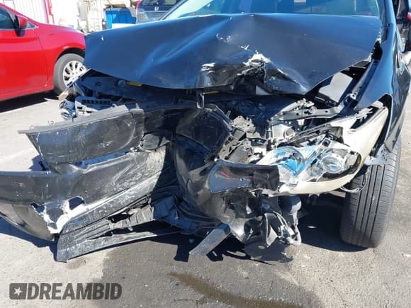 ✅ 2013 Toyota Prius Three • VIN: JTDKN3DU4D5619167 • Lot: 43586010. Wystawiony na IAAI z przebiegiem 204 299 mil. Bezpłatny archiwum sprzedaży aukcyjnych z USA i szczegółowy raport historii pojazdu na DreamBid. Zdjęcie 6.