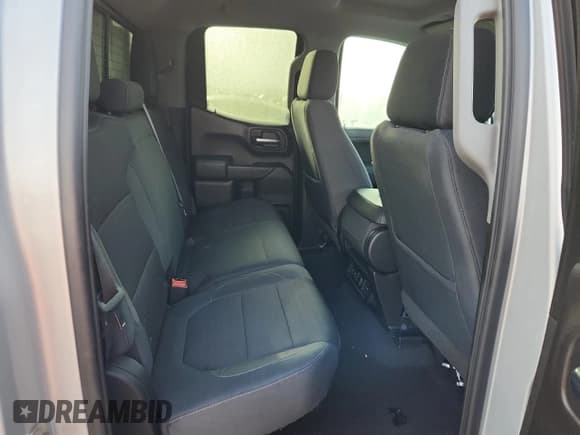 ✅ 2019 Chevrolet Silverado 1500 LT • VIN: 1GCRWCED6KZ208353 • Lot: 93791195. Wystawiony na Copart z przebiegiem 87 783 mil. Bezpłatny archiwum sprzedaży aukcyjnych z USA i szczegółowy raport historii pojazdu na DreamBid. Zdjęcie 10.