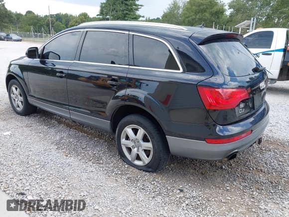 ✅ 2013 Audi Q7 Premium Plus • VIN: WA1LGAFE9DD015803 • Lot: 43032110. Listed on IAAI with 242,526 mi. Free auction sales archive from the USA and detailed vehicle history report at DreamBid. Image 3.