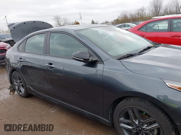 ✅ 2020 Kia Forte GT-Line • VIN: 3KPF34AD7LE137426 • Lot: 43793757. Wystawiony na IAAI z przebiegiem 45 840 mil. Bezpłatny archiwum sprzedaży aukcyjnych z USA i szczegółowy raport historii pojazdu na DreamBid. Zdjęcie 14.