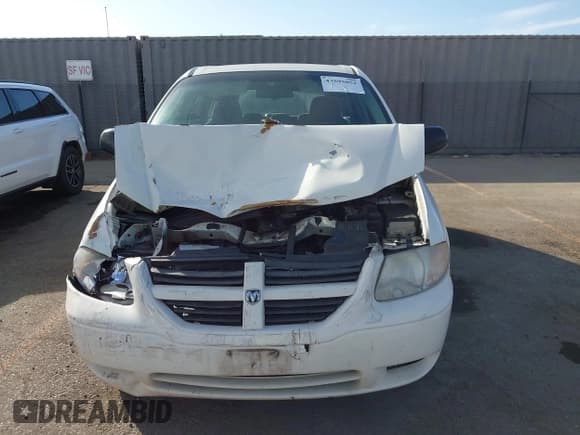 ✅ 2005 Dodge Caravan SE • VIN: 1D4GP24R35B342877 • Lot: 43595051. Listed on IAAI with 144,433 mi. Free auction sales archive from the USA and detailed vehicle history report at DreamBid. Image 12.