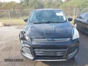 ✅ 2014 Ford Escape SE • VIN: 1FMCU0GX8EUE28205 • Lot: 43699660. Wystawiony na IAAI z przebiegiem 156 657 mil. Bezpłatny archiwum sprzedaży aukcyjnych z USA i szczegółowy raport historii pojazdu na DreamBid. Zdjęcie 12.