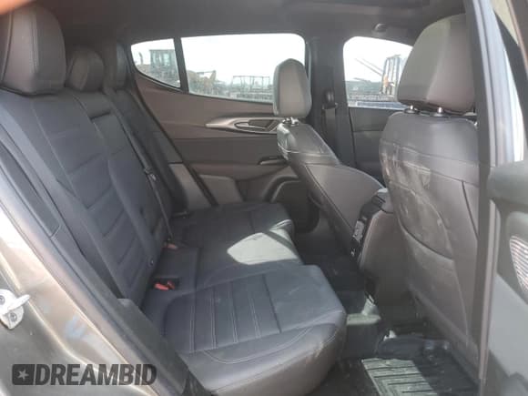 ✅ 2024 Dodge Hornet R/T Plus • VIN: ZACPDFDW3R3A11111 • Lot: 47644925. Listed on Copart with 15,612 mi. Free auction sales archive from the USA and detailed vehicle history report at DreamBid. Image 11.