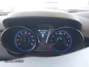 ✅ 2013 Hyundai Genesis Coupe 2.0T • VIN: KMHHT6KD1DU090105 • Lot: 41997413. Wystawiony na IAAI z przebiegiem 88 448 mil. Bezpłatny archiwum sprzedaży aukcyjnych z USA i szczegółowy raport historii pojazdu na DreamBid. Zdjęcie 7.