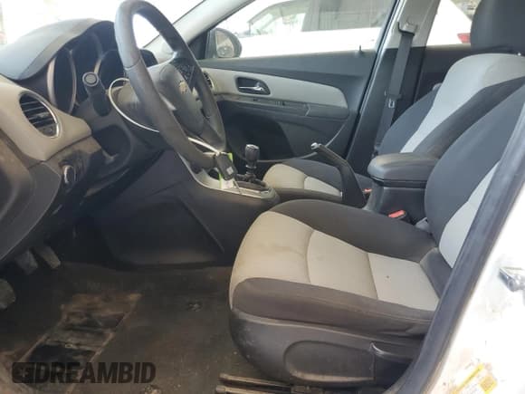 ✅ 2016 Chevrolet Cruze LS • VIN: 1G1PB5SG3G7221828 • Lot: 65468435. Listed on Copart with 142,469 mi. Free auction sales archive from the USA and detailed vehicle history report at DreamBid. Image 7.